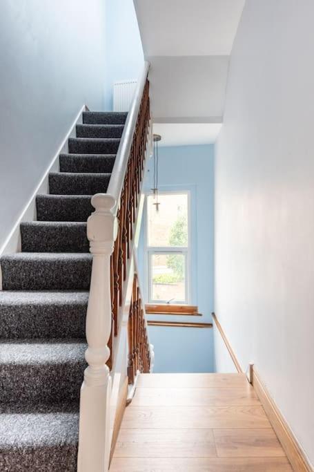 דירות בריסטול Harbourside Haven - Stylish Retreat In Hotwell - Free Parking מראה חיצוני תמונה
