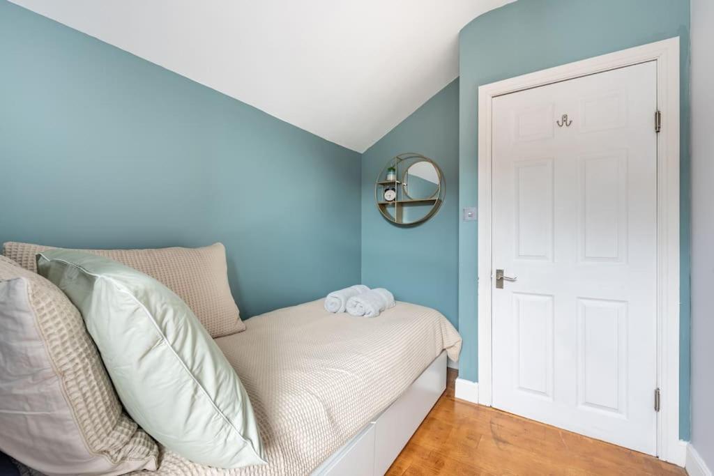 דירות בריסטול Harbourside Haven - Stylish Retreat In Hotwell - Free Parking מראה חיצוני תמונה